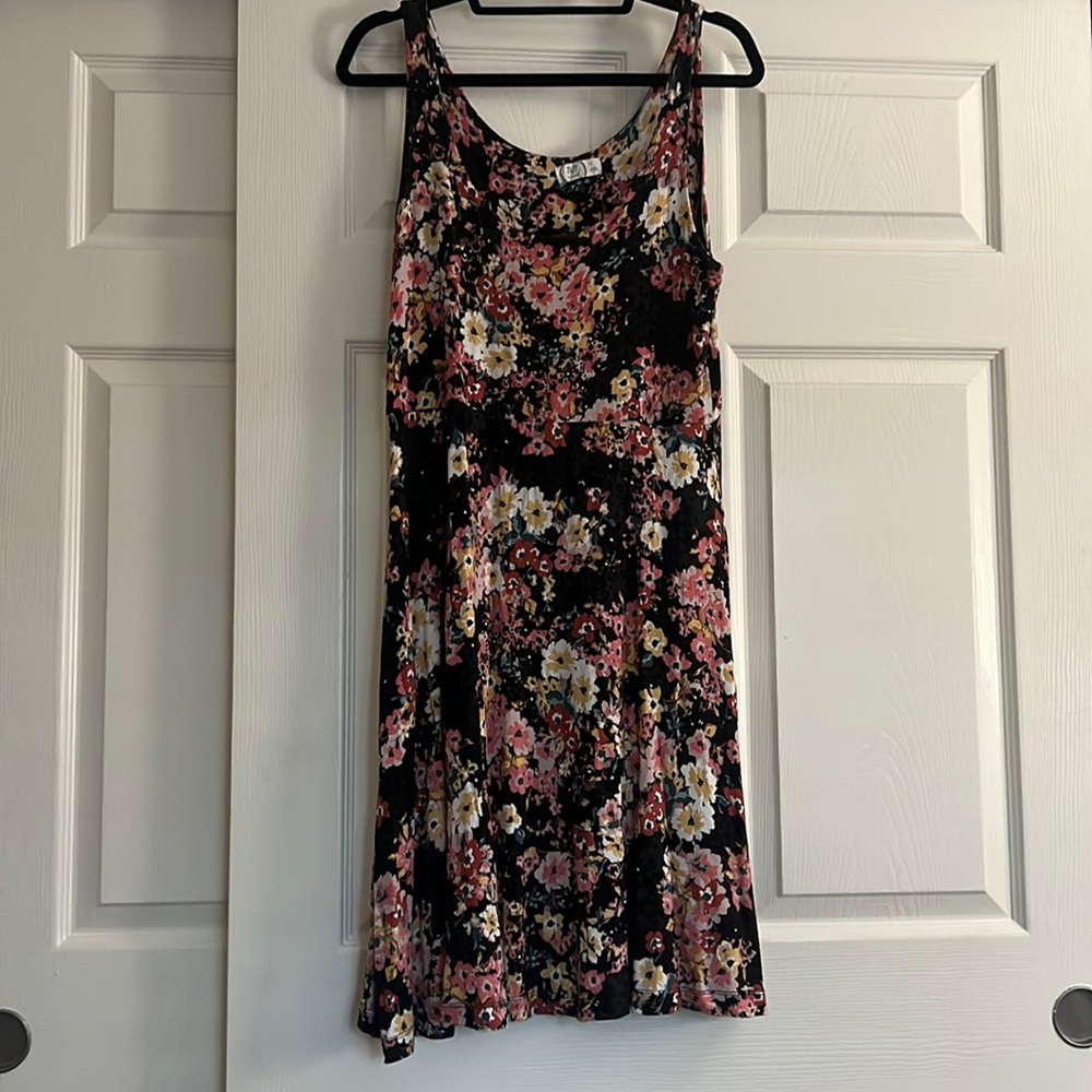 Floral knit dress